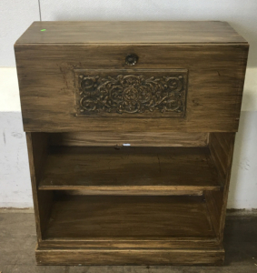 Small Hutch