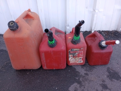 Assorted Gas Containers (R1)