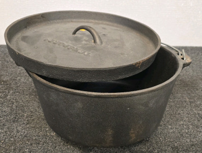 TexSport 8qt Cast Iron Dutch Oven