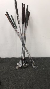 (15) Vintage Golf Clubs