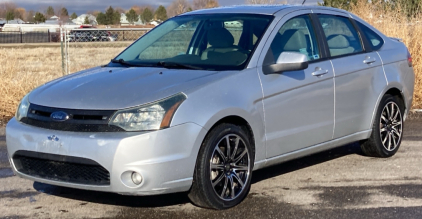 2010 FORD FOCUS - SUNROOF