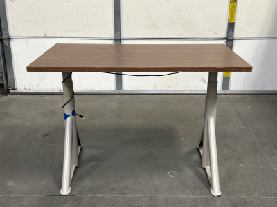 Electric Up/ Down Table