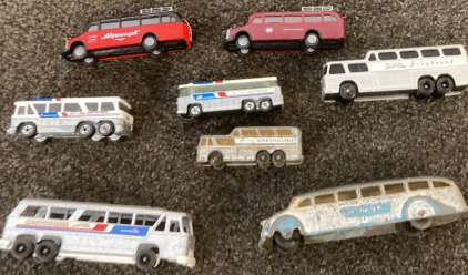 VARIETY OF VINTAGE DIE-CAST BUS TOYS.