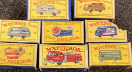 VARIETY OF VINTAGE MATCHBOX DIECAST CARS.