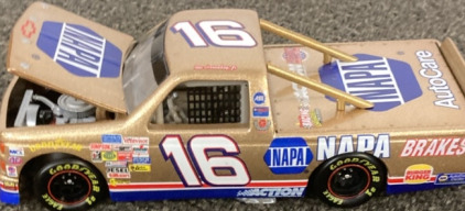 VINTAGE NAPA AUTO PARTS DIE-CAST COLLECTIBLE TRUCK.