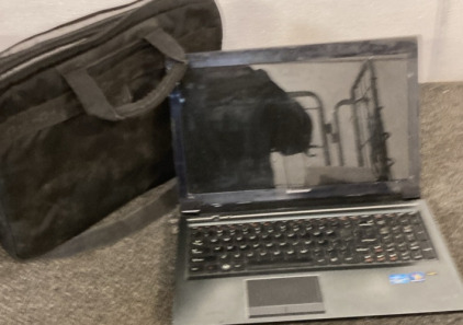 LENOVO V570 LAPTOP.