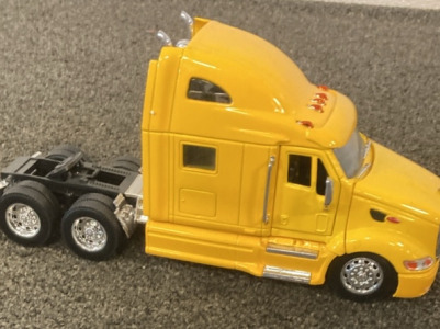 VINTAGE DIE-CAST PETERBILT TOY TRUCK.