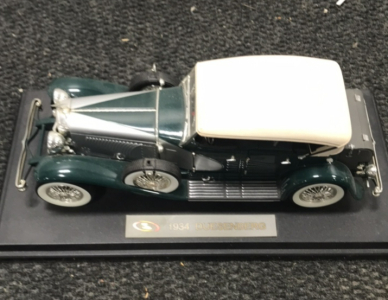 Signature Brand, Die Cast 1934 Duesenberg
