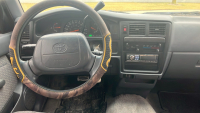 1996 TOYOTA TACOMA - AFTERMARKET STEREO - 20