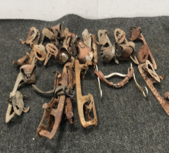 (13) Vintage Metal Ice Skates