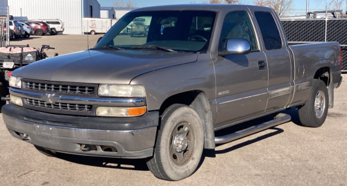 BANK REPO - 2002 CHEVROLET SILVERADO 1500 - AFTERMARKET STEREO - 4X4!