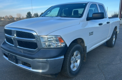 2014 RAM 1500 - 4X4!