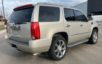 2013 CADILLAC ESCALADE - 4X4 - BOSE STEREO! - 6