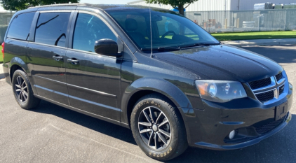 2017 DODGE GRAND CARAVAN - HEATED STEERING WHEEL!