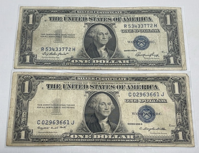 (2) Washington $1.00 Silver Certificate Bills Dated 1935 (Sleeved)