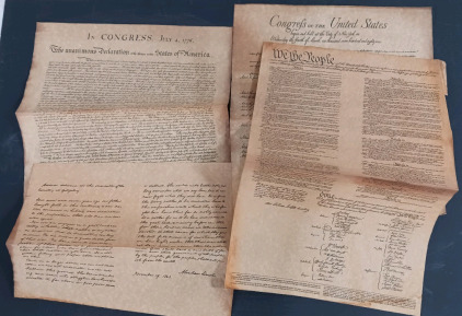 (4) Historic Document Reproductions - (1) Declaration (1) Constitution (1) Gettysburg Address