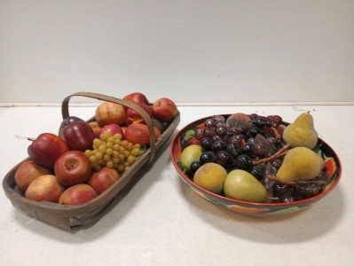 (2) Very Nice Decorative Fruit Baskets. High Quality in Pristine Condition. Please inspect in person.
