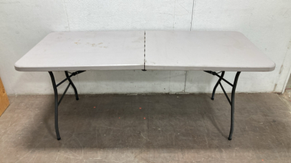 White Foldable Table
