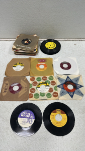 Collection of (45+) Assorted 7” Vinyls Including Little Richard, Marvin Gaye, Aretha Franklin, Star Wars, and Much More