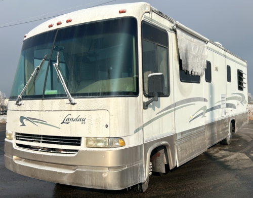 1999 CHEVROLET LANDAU MOTOR HOME