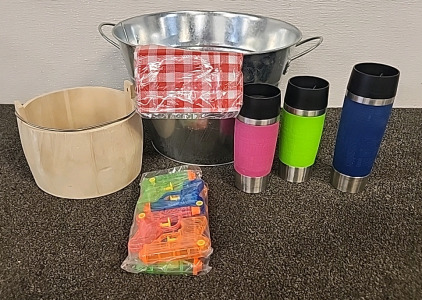 Stainless Ice Bucket.. Wooden Ice Bucket.. 3 Coffee Flaskes ... Table Cloth.. Squirt Guns