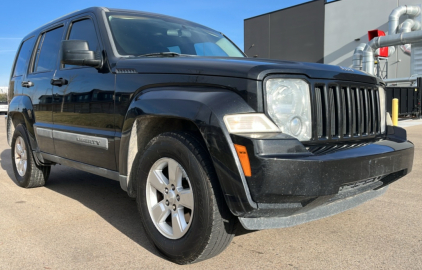 2011 JEEP LIBERTY SPORT - 4X4!