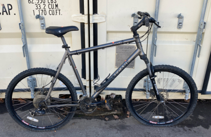 26&rdquo; Grey Motobecane Bike
