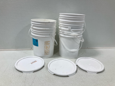(5) 5-Gallon Buckets w/3 Lids