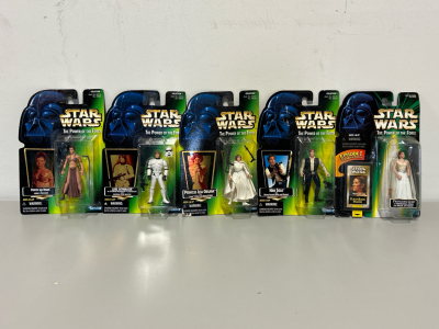 (5) Collectible Star Wars Action Figures