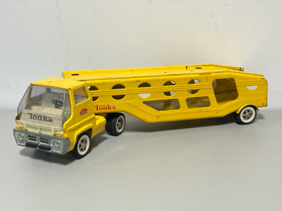 Vintage Metal Tonka Truck