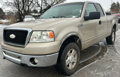 2008 FORD F-150 - 4X4!