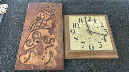 Wooden Clock, Wooden Craving