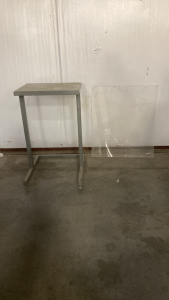 Metal Trey, Plexiglass