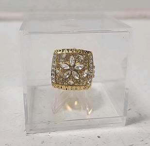 Dallas Cowboys &ldquo;Troy Aikman&rdquo; Super Bowl Ring Size 11 In Protective Cube W/ Stand