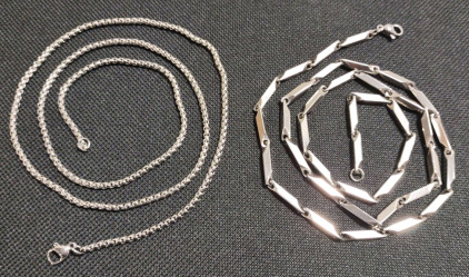 (1) 23&frac12;" Venetian Chain Necklace & (1) 23&frac12;" Box Chain Necklace
