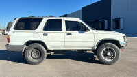 1995 TOYOTA 4 - RUNNER - 4X4 - SUNROOF! - 2