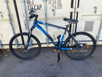 26&rdquo; Blue Wahoo Bike