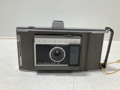 Vintage Polaroid Land Camera Model J66