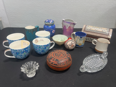 Assorted Home Decor- Good Condition