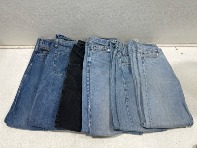 Dickies Jeans (33x32), (2) Rustler Jeans (33x32), Kirkland Jeans, Levis Jeans (32x32), Ripped Blue Jeans