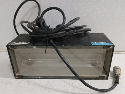 (1) Industrial Xenon Pulsed Light - Lumax 1500L Picture Machine Light