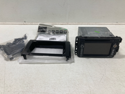 GMC Navigation Radio Display Screen Cd Player & Radio Install Kit