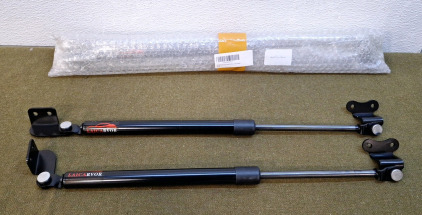 (2) Sets Of LAICARVOR Hood Strut Kits, 19"