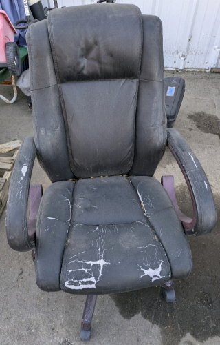 Black Rolling Office Chair