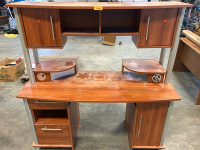 Large desk