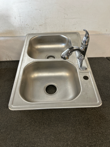 Stainless Steel Kitchen Sink