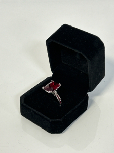 Size 8 Beautiful Ring With Red Stone