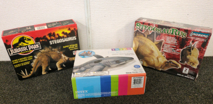 (2) Dinosaur Models and Inflatable Shark