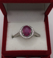 Red and Clean Gemstone .925 Ring (size 7) - 4