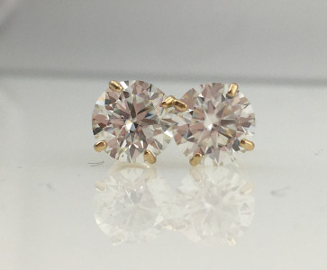 10K Moissanite Stud Earrings